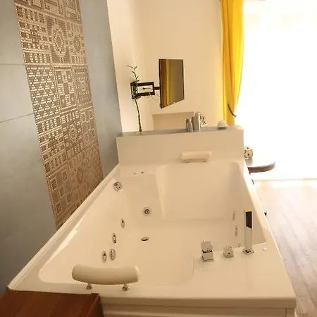 Unique Luxury Apartment And Rooms Rome Exterior photo